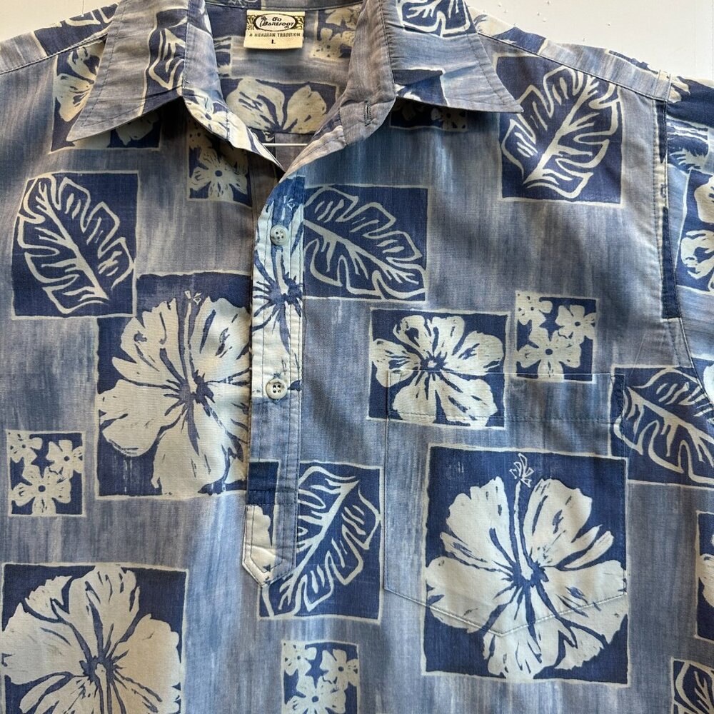 Vintage Go Barefoot Hawaiian Shirt L Half Button Pullover Blue Floral - Picture 6 of 10